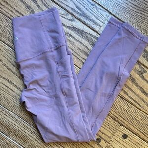 Athleta Salutation Stash 7/8 Leggings